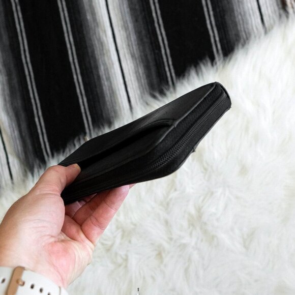 MICHAEL KORS SARATOGA CONTINENTAL ZIP AROUND WALLET - Picture 13 of 14